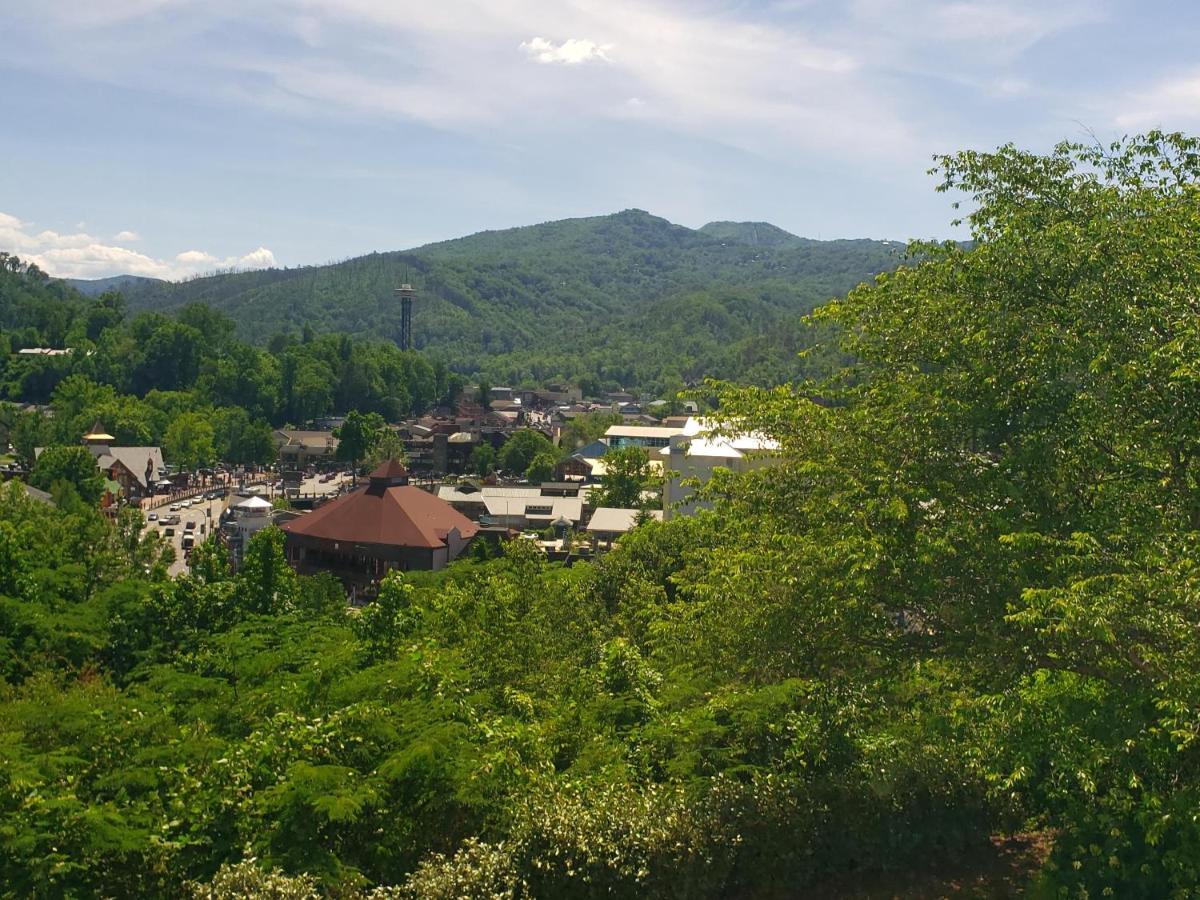 Gatlinburg Chateau Condo 506 Bagian luar foto